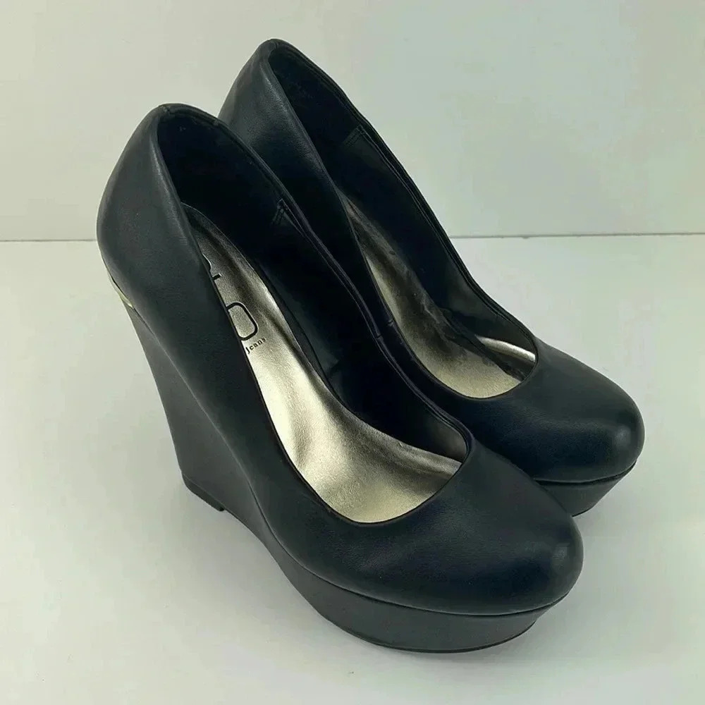 GLO Heels